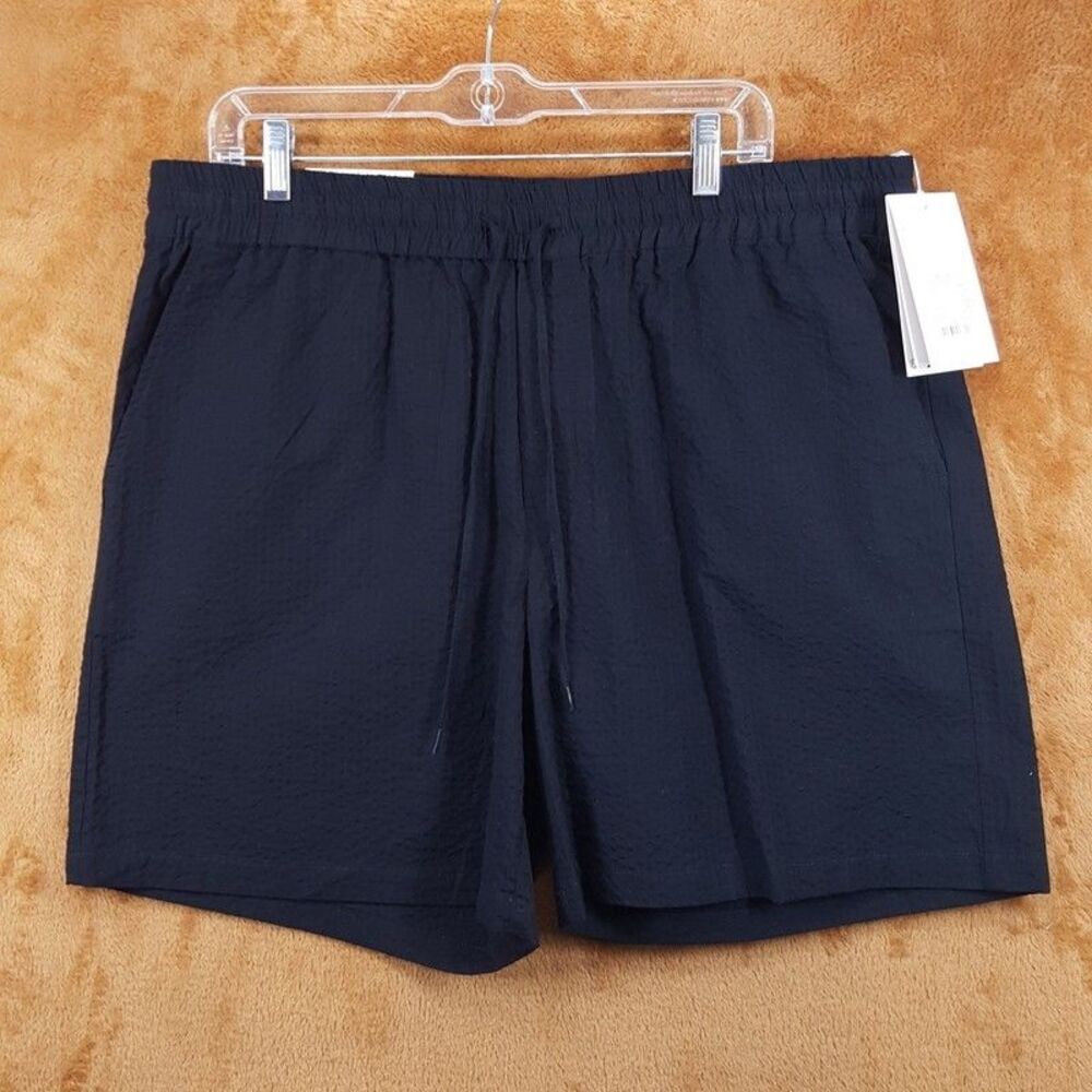 LES DEUX Shorts Mens XXL Black Pull On Drawstring Loose Fit Seersucker PATRICK